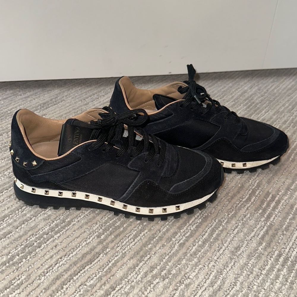 Valentino Garavani Sneakers!